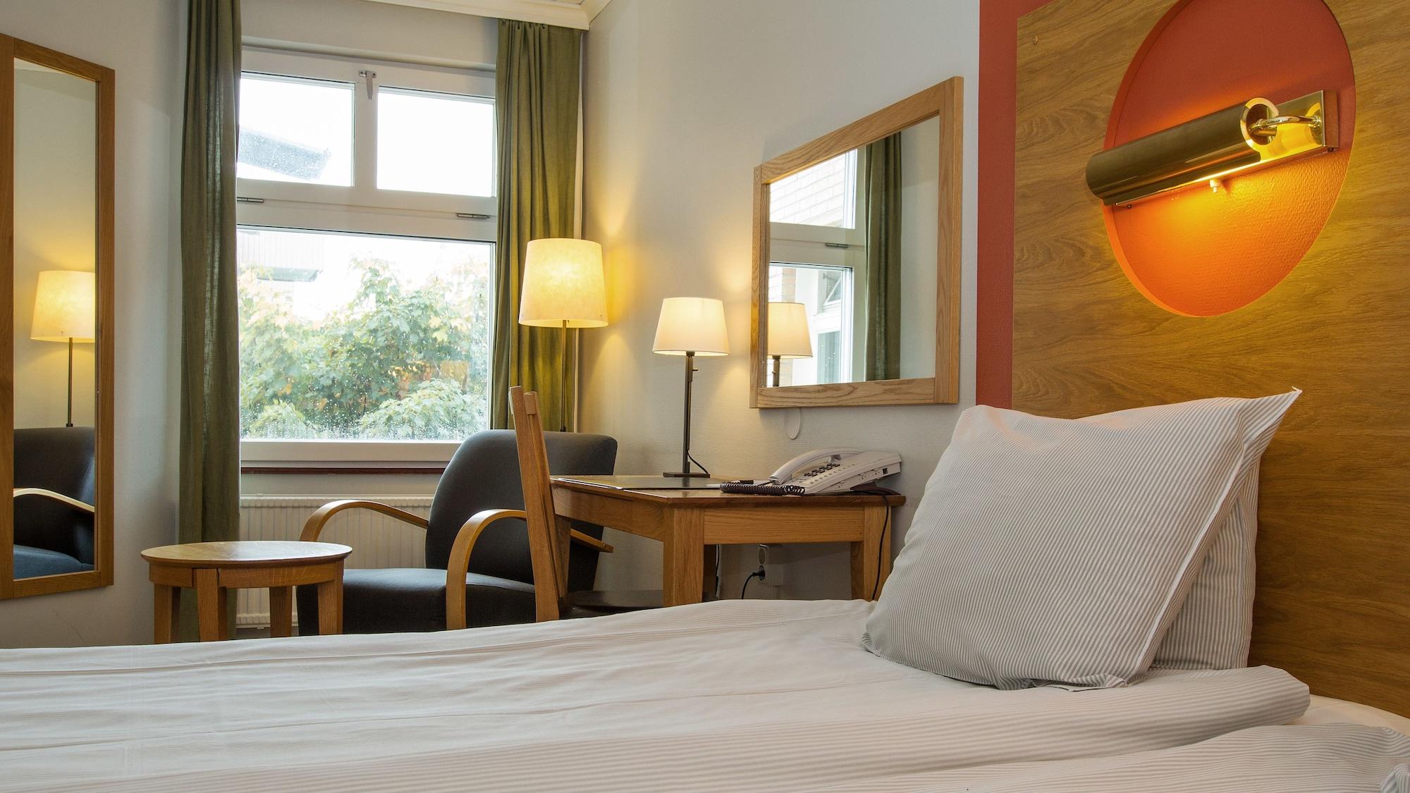 Elite City Hotel, Oerebro Zewnętrze zdjęcie